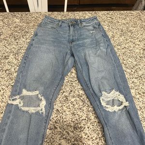 Nice jeans worn a couple times. Like new.